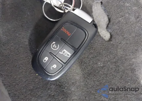 2014 Jeep Cherokee Latitude z USA, uszkodzony, nr VIN 1C4PJMCB8EW156081